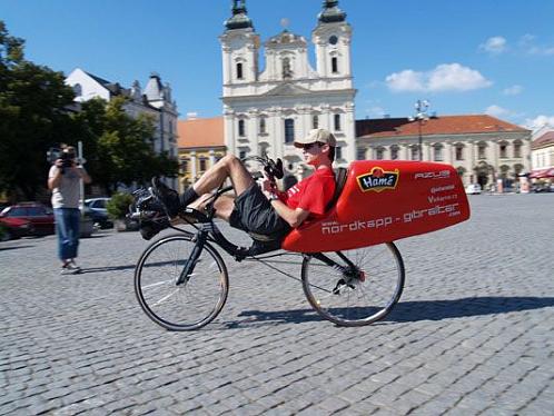 Prototyp nového silničního lehokola od firmy AZUB