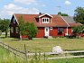 Dřevěné domy natřené červenou barvou, jsou typické pro celé Švédsko. Öland není výjimkou.