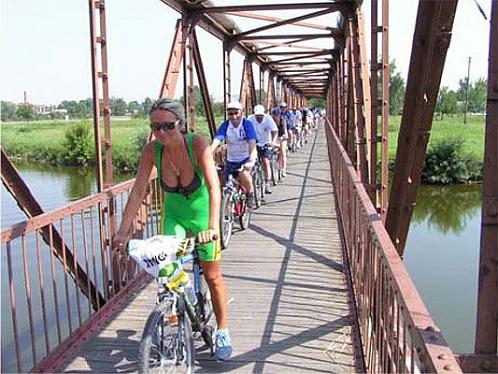 Z cyklistické exkurze zástupců MD a SFDI ze dne 20.7.2007 na Uherskohradišťsku