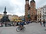 Na kolech na náměstí v Krakově