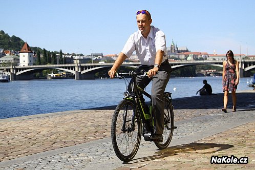 Trekový E-Venture 20 poslouží nejen k výletům, ale i ke každodenním cestám do práce.