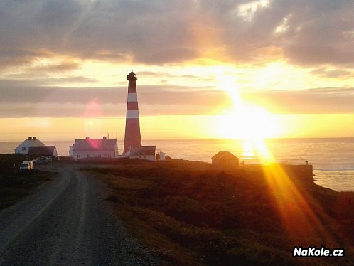 Půlnoční slunce na poloostrově Nordkinn