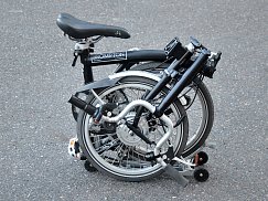 složený e-Brompton