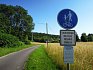 Obcí Mikulovice vede bezpečná cyklostezka dlouhá 5,1 km.