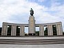Berlín – sovětský památník v Tiergarten