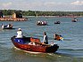 Přehlídka tradičních rybářských lodí při festivalu Ålandské dny moře