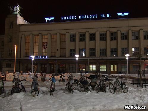 Hlavní nádraží Hradec Králové v zimě