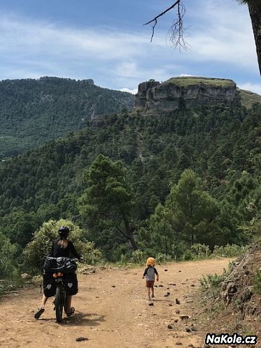 Šlapeme na hřeben v Sierra de Segura. Někdy ho bylo potřeba vyběhnout.