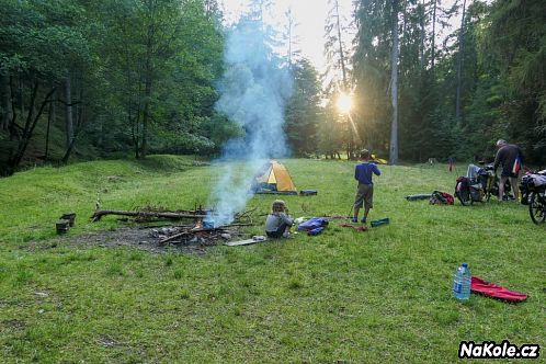 Nocleh pod Velharticemi